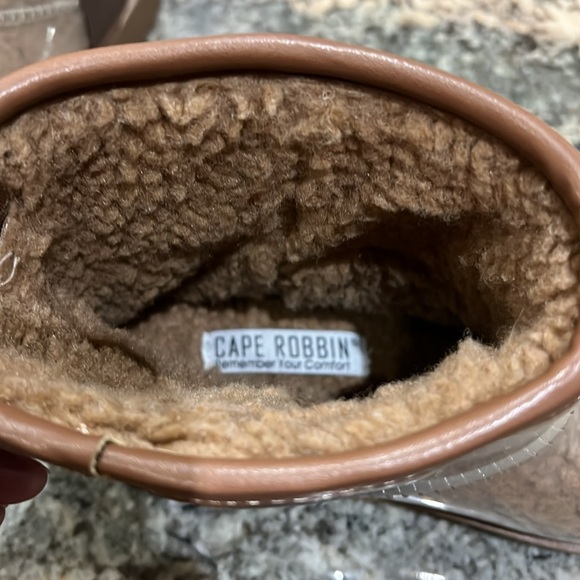 CAPE ROBBIN Boots - Picture 7 of 9